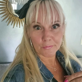 58 jarige vrouw zoekt man voor sex in Peize, Drenthe