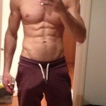 Contact met Sportschoolhunk, 37 jarige Man beschikbaar in Gelderland