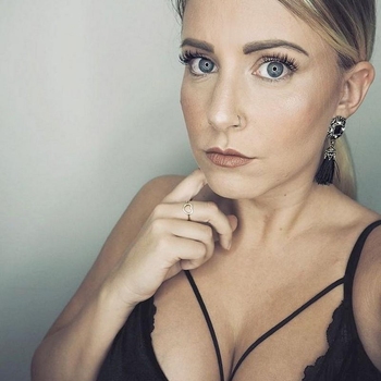 WildeAnnabel (26) uit Groningen