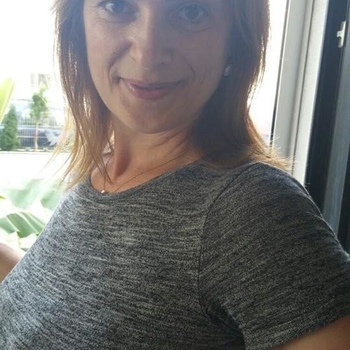 sexdating met Sunsywem, Vrouw, 52 uit Gelderland