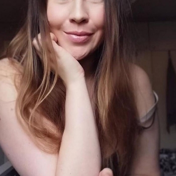 29 jarige vrouw, Tijdengatentevullen zoekt nu contact met mannen in Noord-Brabant voor sex
