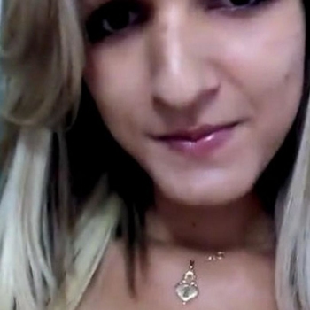 33 jarige Shemale uit Esbeek wilt sex