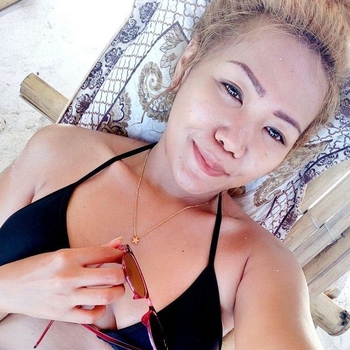 malaika (27) uit Groningen