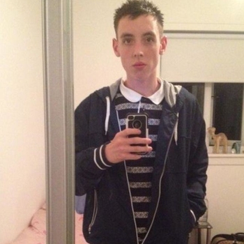 Contact met Twink, 24 jarige Man beschikbaar in Overijssel