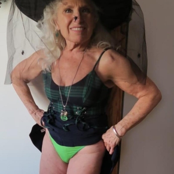 68 jarige vrouw zoekt man